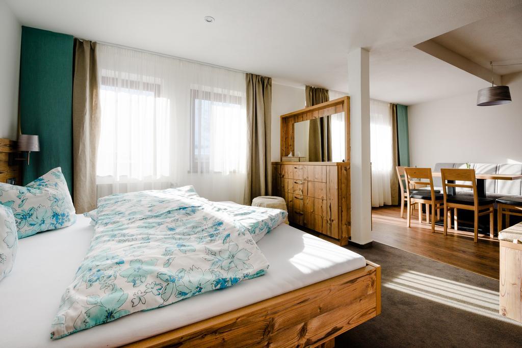 Hotel Garni Stefani à Vent Extérieur photo